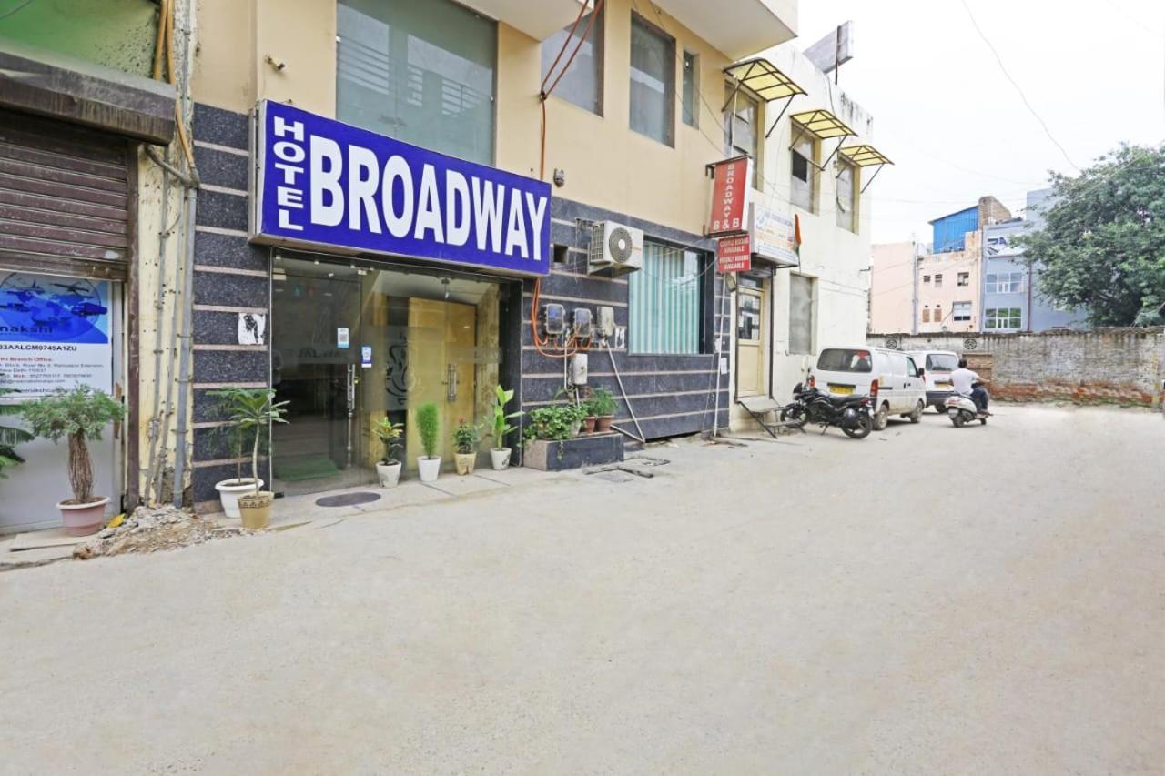 Hotel Broadway Near Delhi Airport Нью-Делі Екстер'єр фото